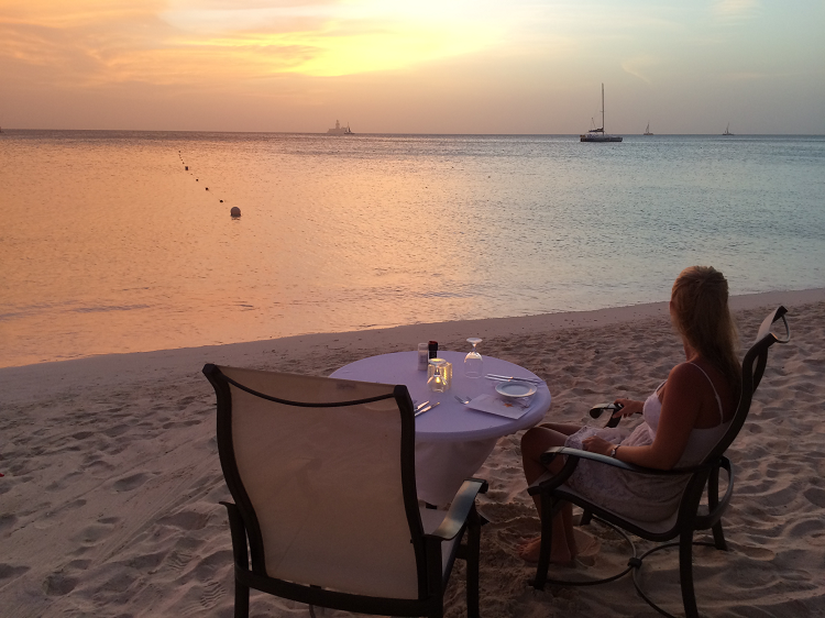 Aruba Marriott Beach Dinner