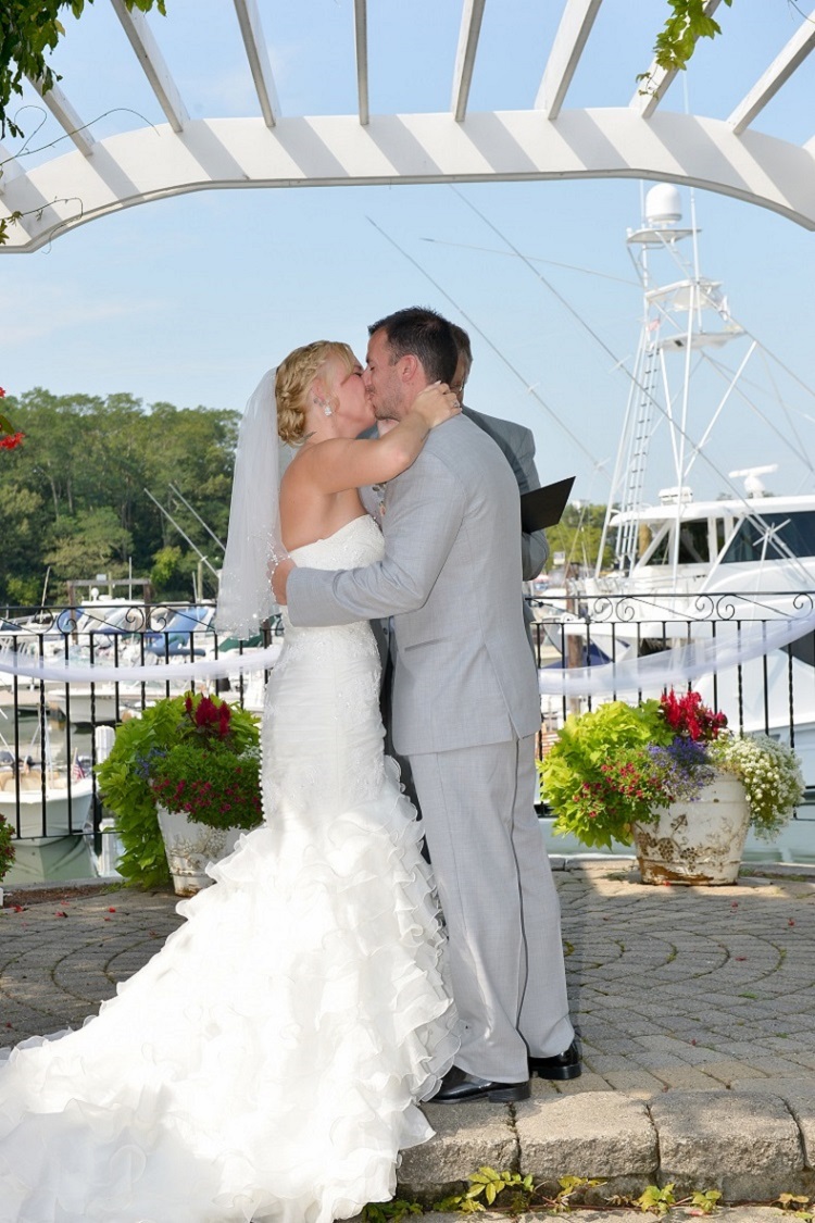 Chris & Sondra Bell First Kiss After Saying I DO